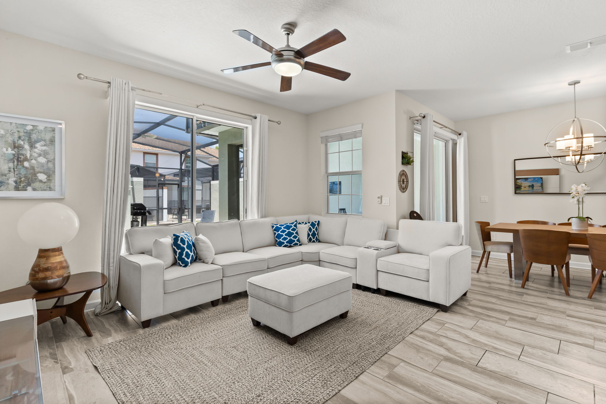 4 bedroom vacation townhouse at Storey Lake - Image 3