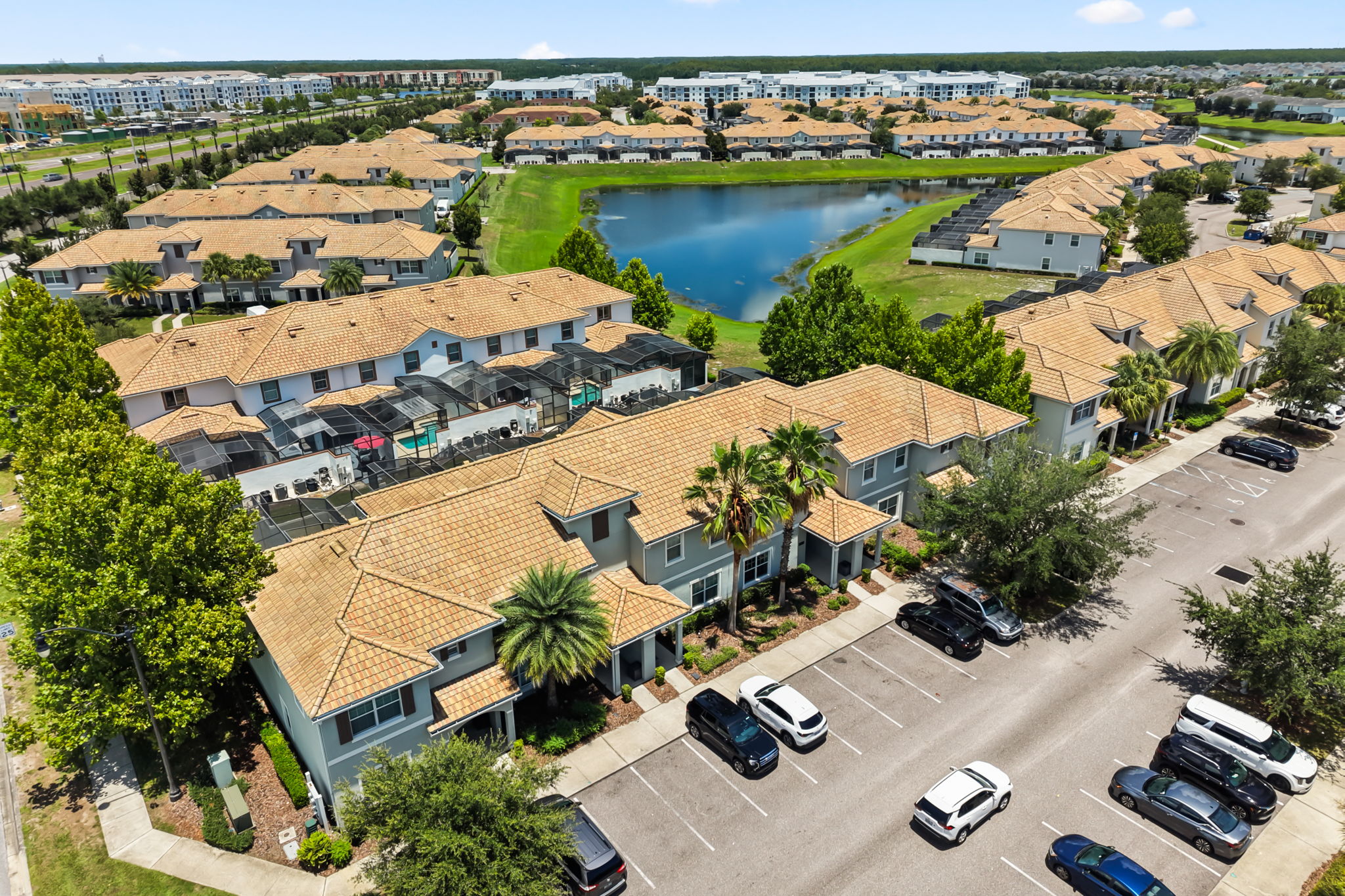 4 bedroom vacation townhouse at Storey Lake - Image 40