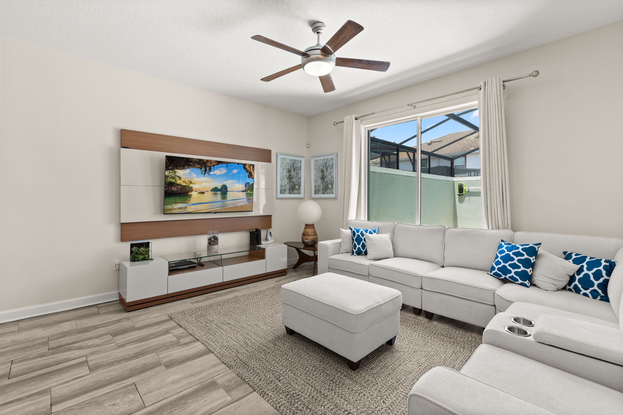 4 bedroom vacation townhouse at Storey Lake - Image 4