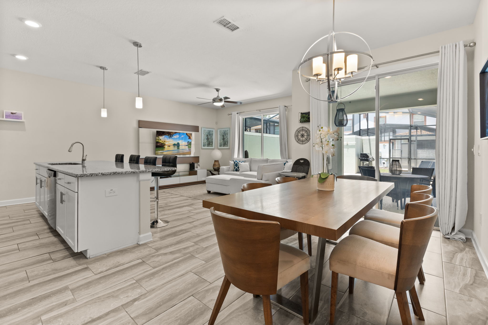 4 bedroom vacation townhouse at Storey Lake - Image 5