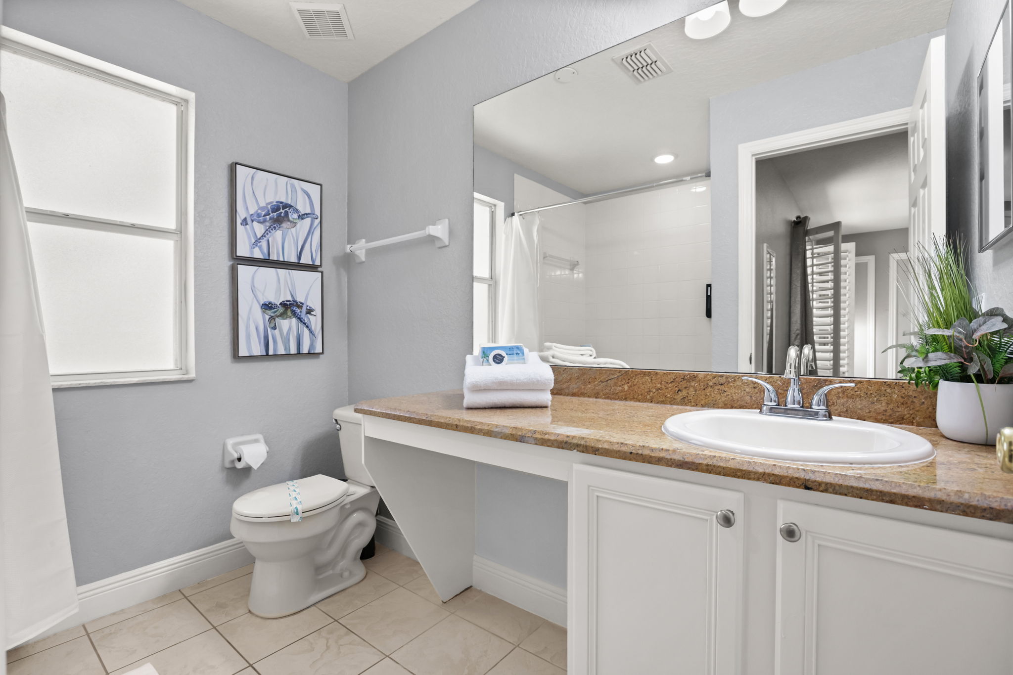 4 bedroom vacation townhouse at Regal Palms Resort & Spa at Highlands Reserve - Image 20