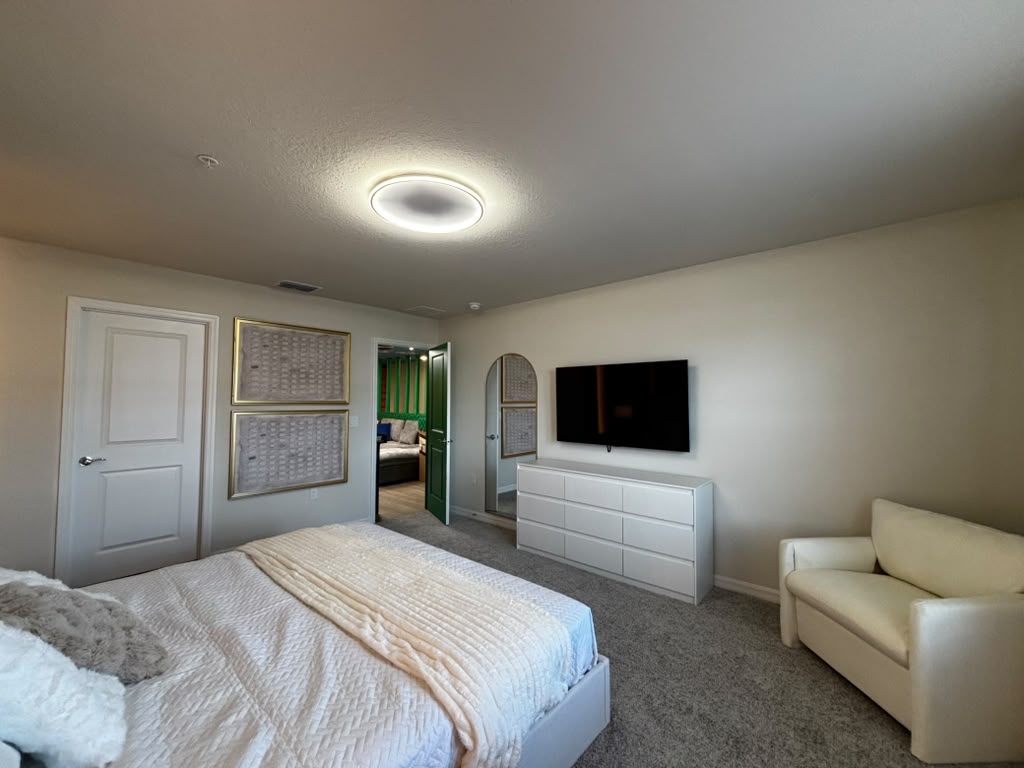 16214 Coastal Cove Lane, 5-bedroom vacation townhouse at Windsor Cay in Clermont, FL — photo 16 of 24