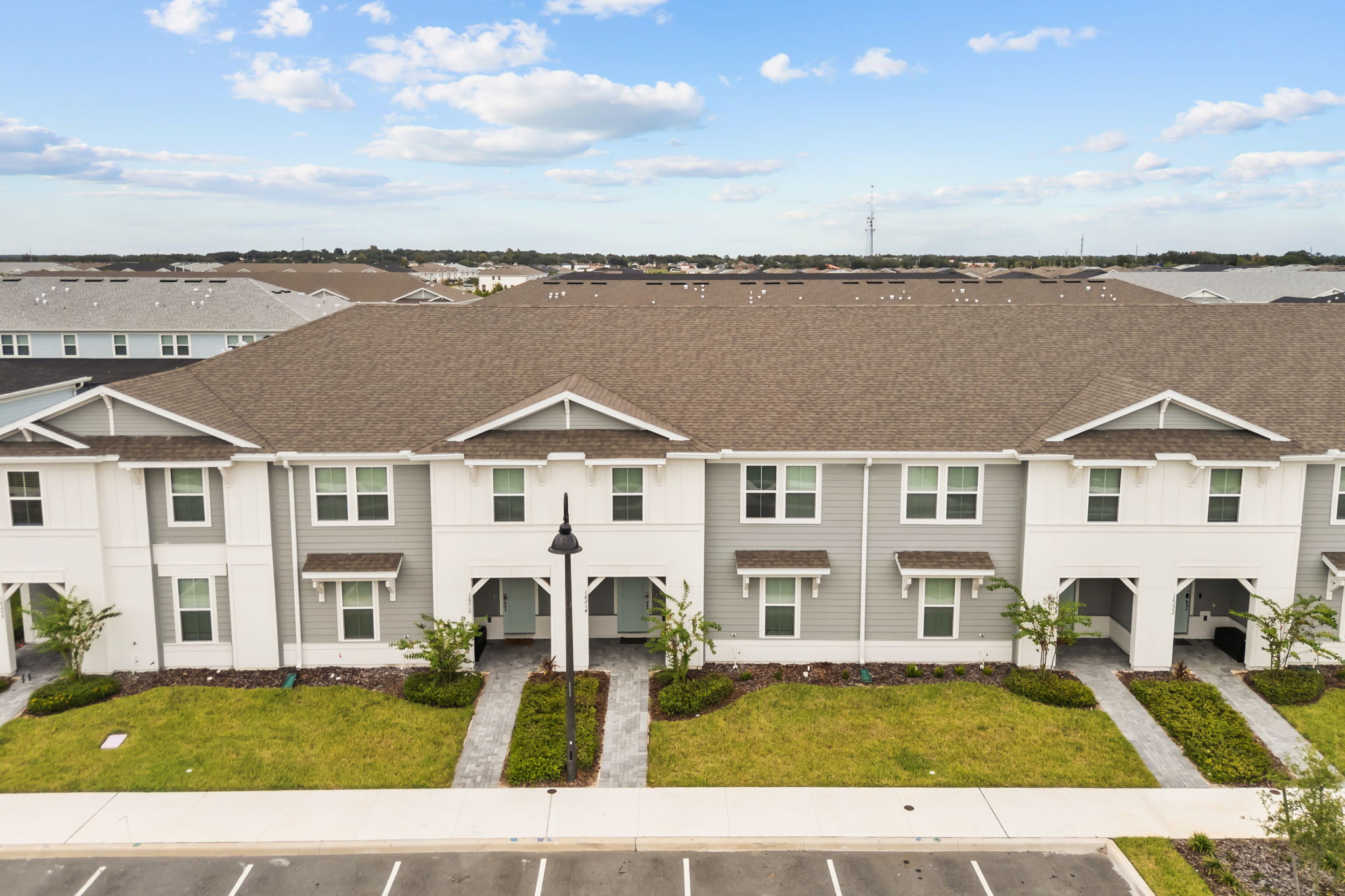 16214 Coastal Cove Lane, 5-bedroom vacation townhouse at Windsor Cay in Clermont, FL — photo 34 of 75