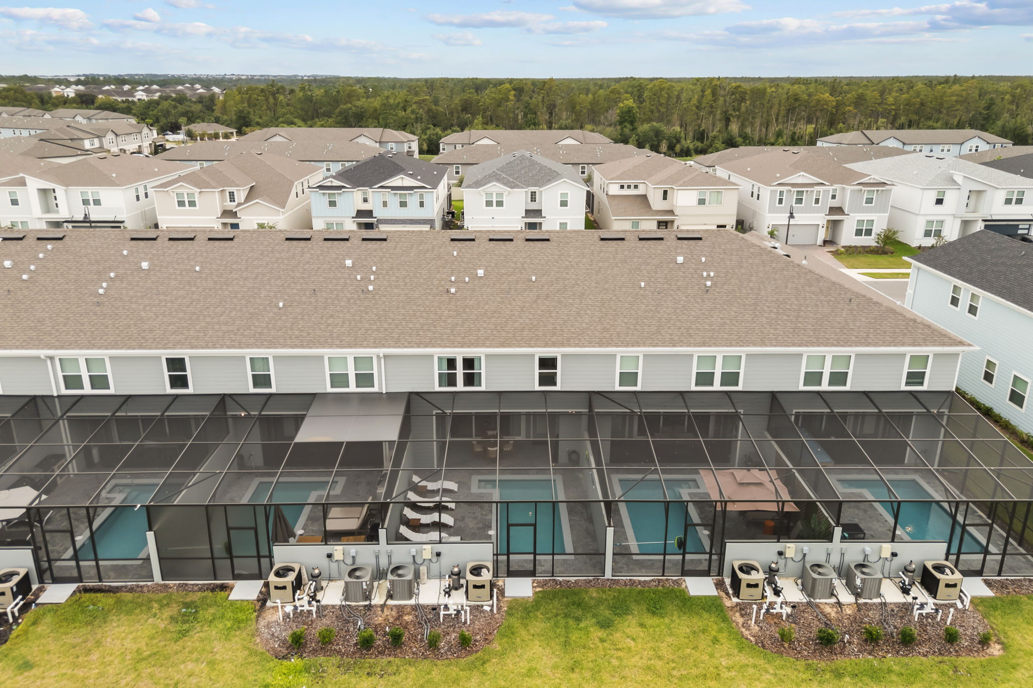 16214 Coastal Cove Lane, 5-bedroom vacation townhouse at Windsor Cay in Clermont, FL — photo 35 of 75