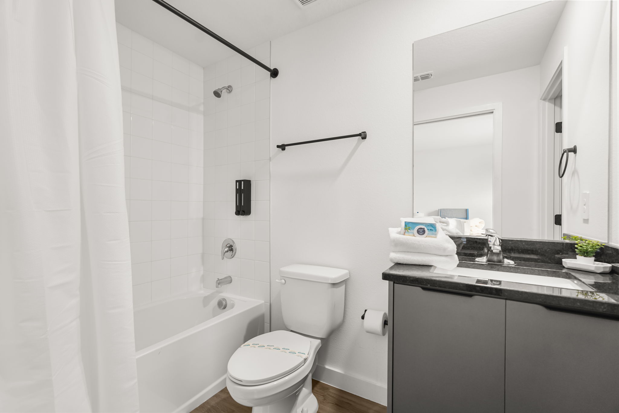 3 bedroom vacation townhouse at The Hub at Westside Reserve - Image 17