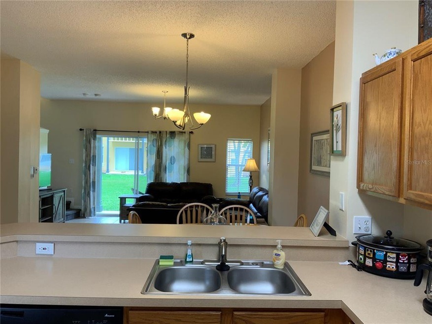 3 bedroom vacation townhouse at Emerald Island Resort - Image 6