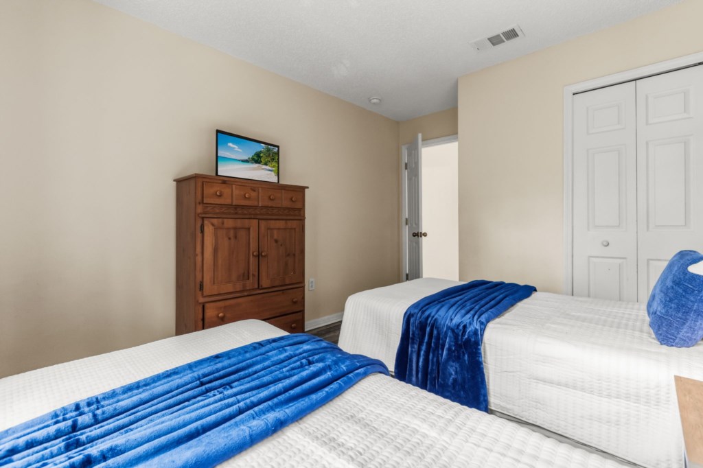 3 bedroom vacation townhouse at Emerald Island Resort - Image 20