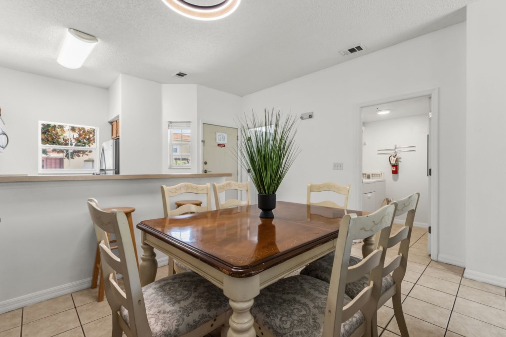 3 bedroom vacation townhouse at Emerald Island Resort - Image 7