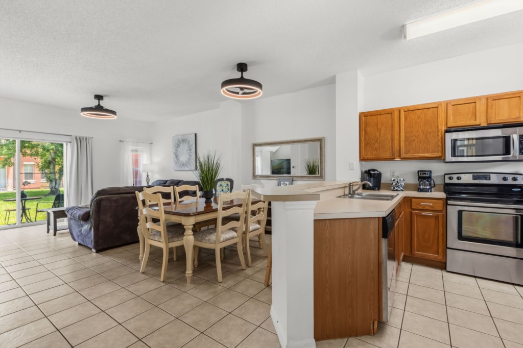 3 bedroom vacation townhouse at Emerald Island Resort - Image 8