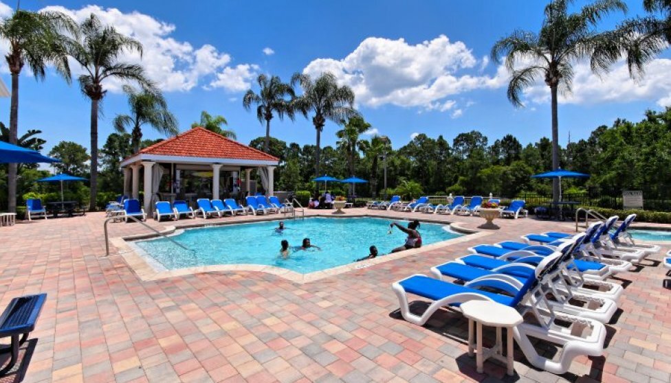 3 bedroom vacation townhouse at Emerald Island Resort - Image 32