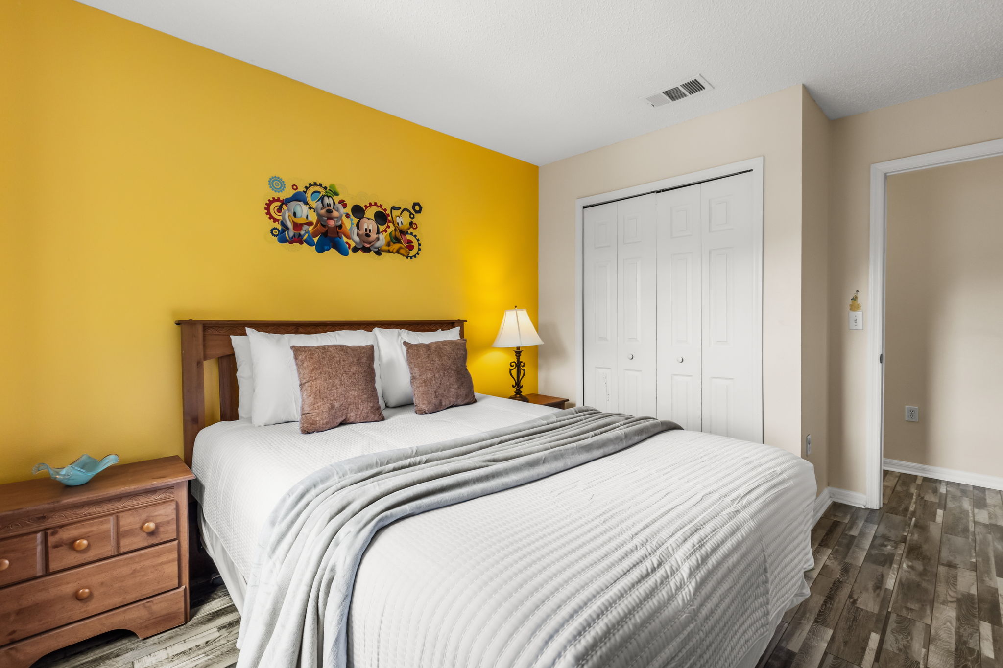 3 bedroom vacation townhouse at Emerald Island Resort - Image 16