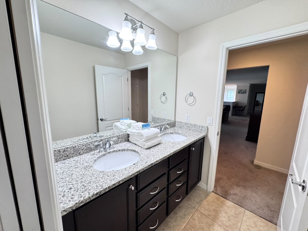 6 bedroom vacation house at Windsor at Westside - Image 19