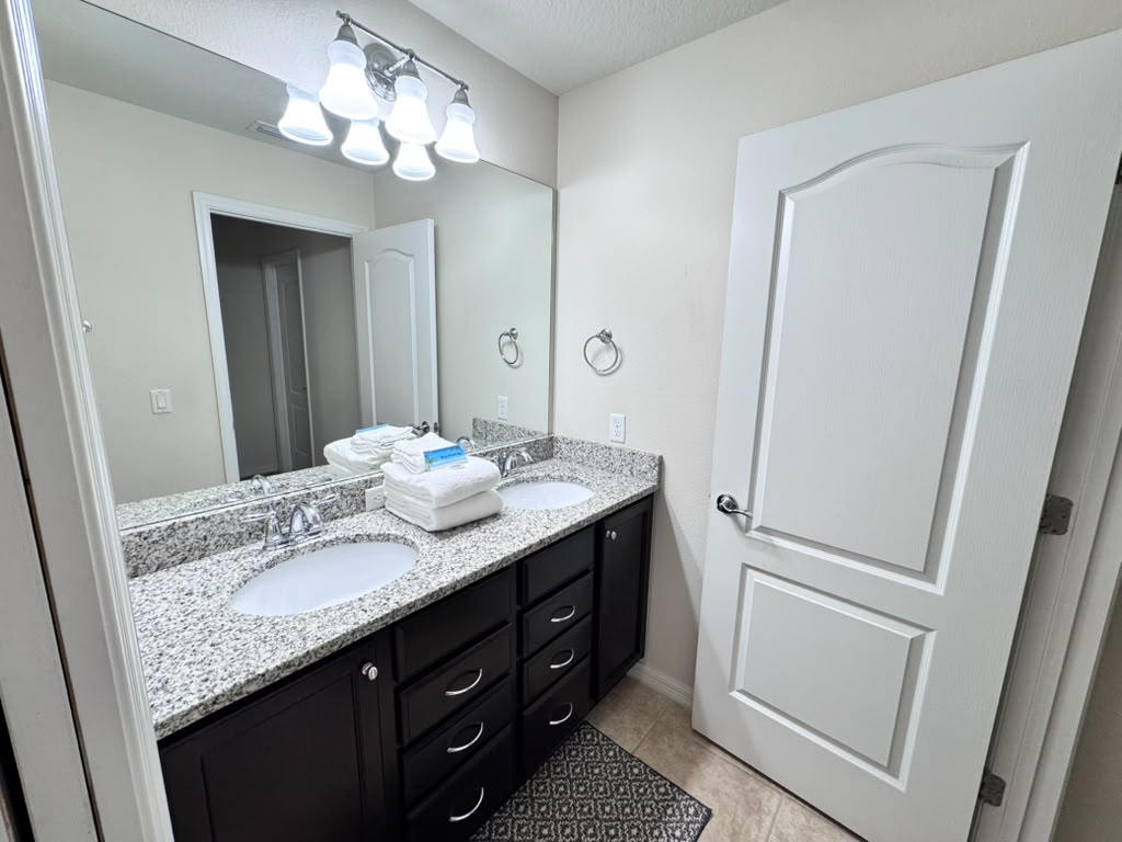 6 bedroom vacation house at Windsor at Westside - Image 20