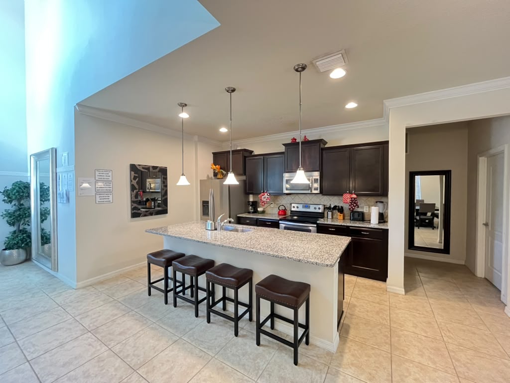 6 bedroom vacation house at Windsor at Westside - Image 4