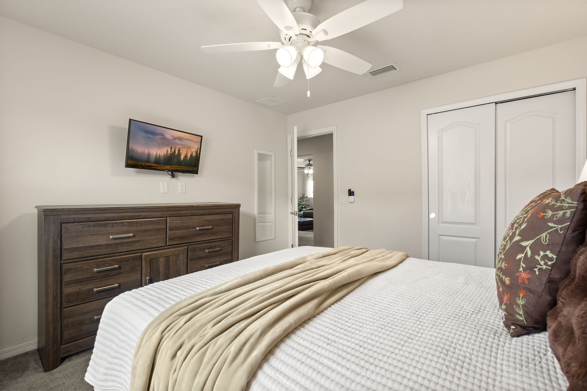 6 bedroom vacation house at Windsor at Westside - Image 21