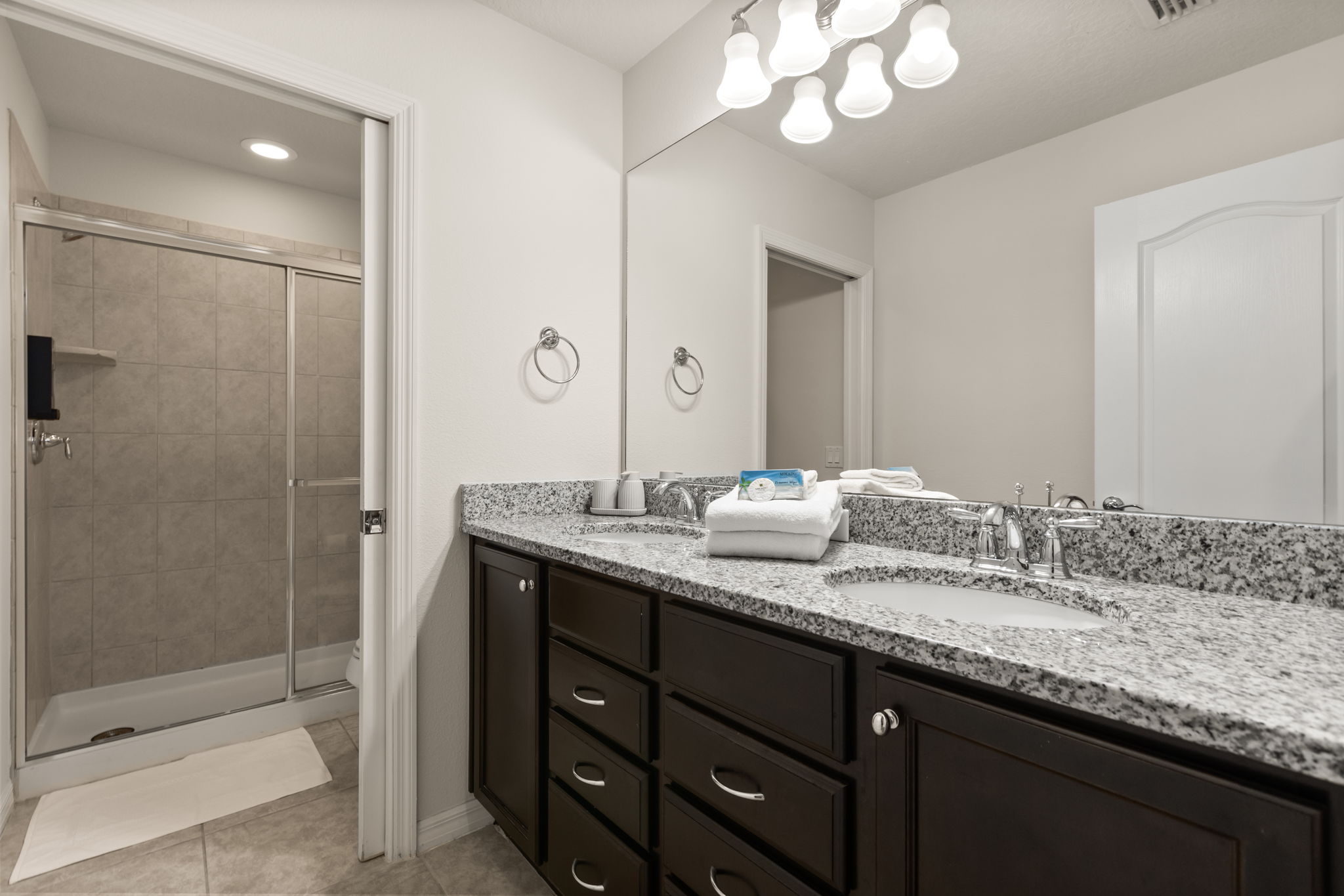6 bedroom vacation house at Windsor at Westside - Image 40
