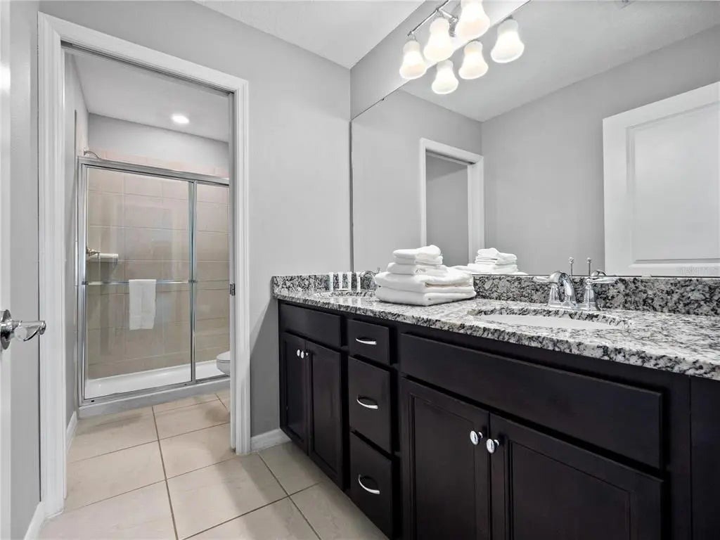 6 bedroom vacation house at Windsor Island Resort - Image 31