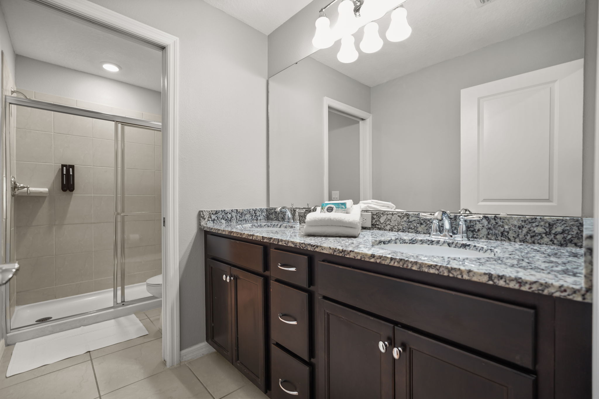 6 bedroom vacation house at Windsor Island Resort - Image 45