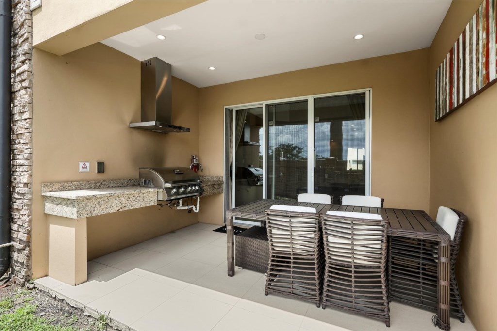 4 bedroom vacation townhouse at Magic Village Yards - Image 16