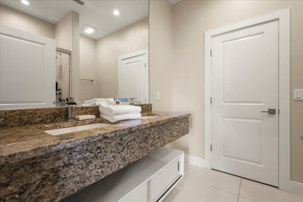 4 bedroom vacation townhouse at Magic Village Yards - Image 26