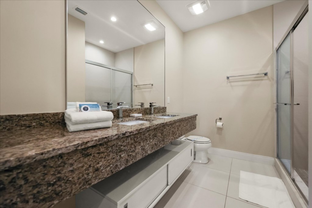 4 bedroom vacation townhouse at Magic Village Yards - Image 27