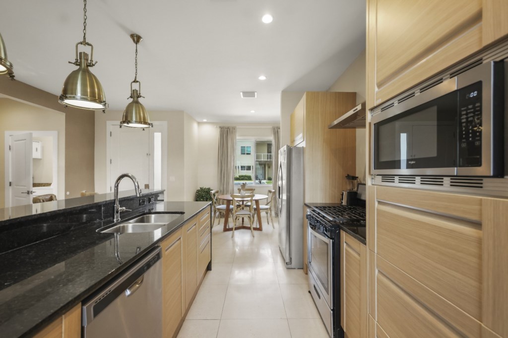 4 bedroom vacation townhouse at Magic Village Yards - Image 7