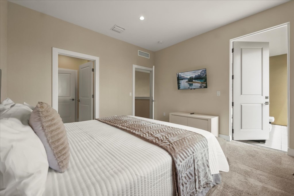 4 bedroom vacation townhouse at Magic Village Yards - Image 9