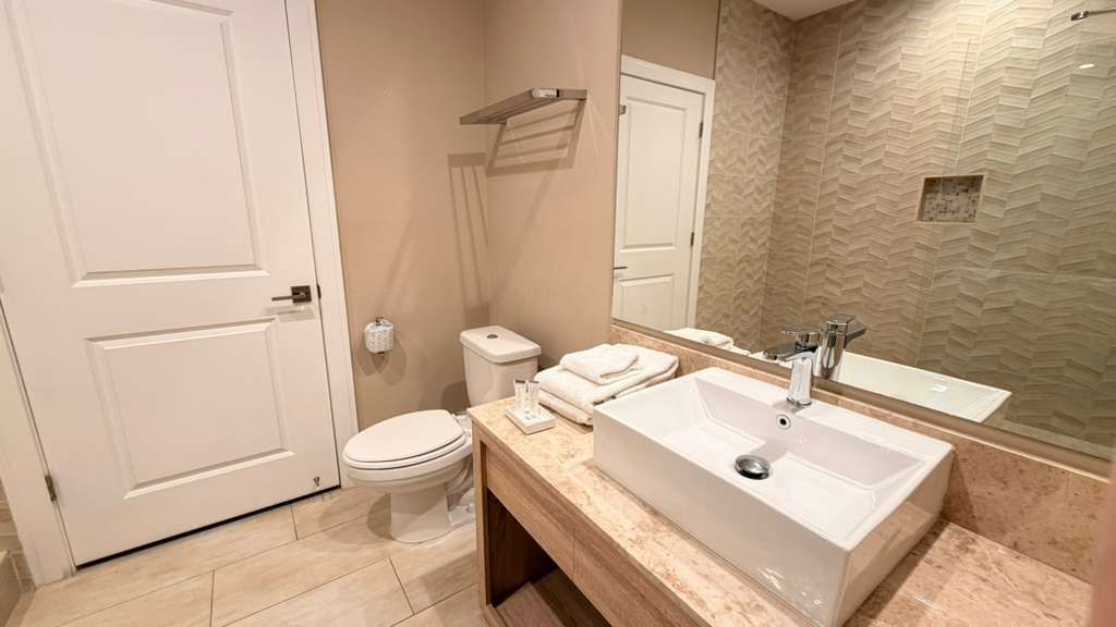 4 bedroom vacation townhouse at Magic Village Views - Image 17