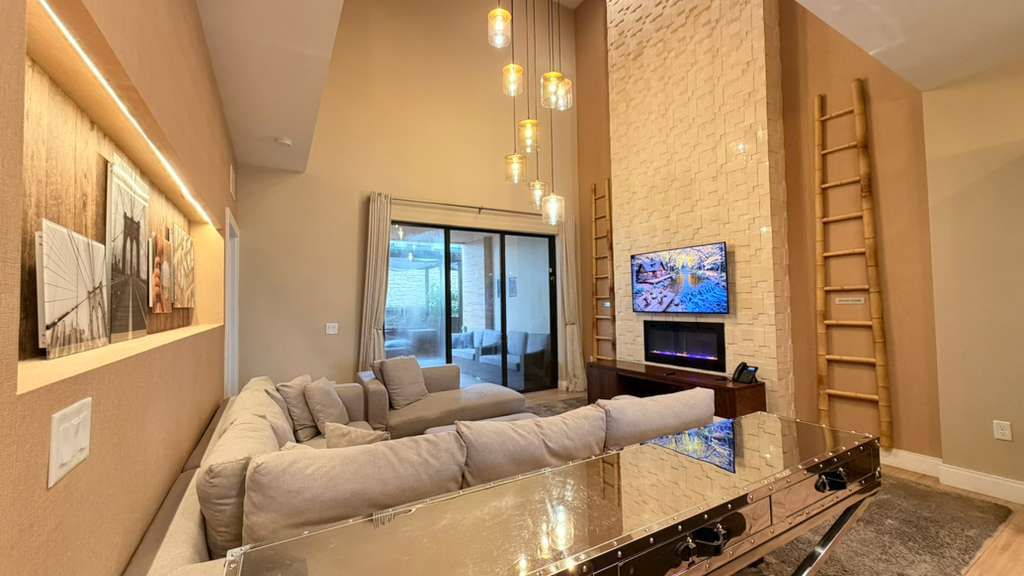 4 bedroom vacation townhouse at Magic Village Views - Image 3