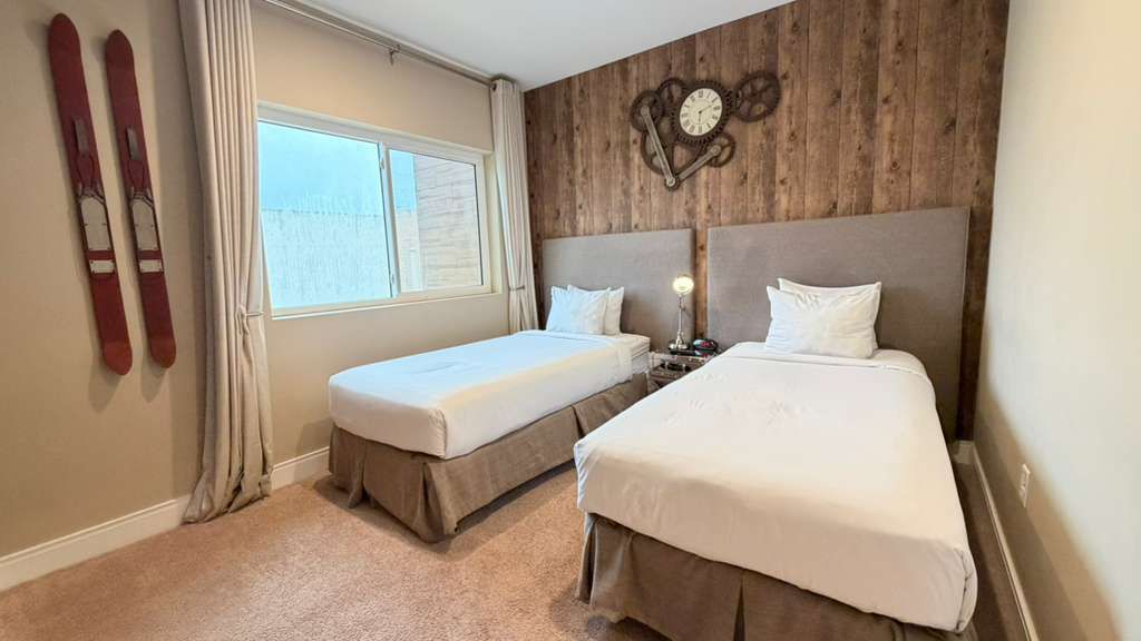 4 bedroom vacation townhouse at Magic Village Views - Image 9