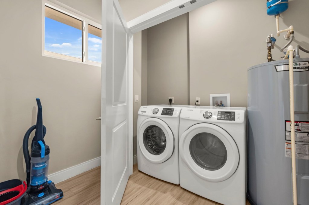 Laundry — 7551 Brooklyn Drive, photo 40 of 71
