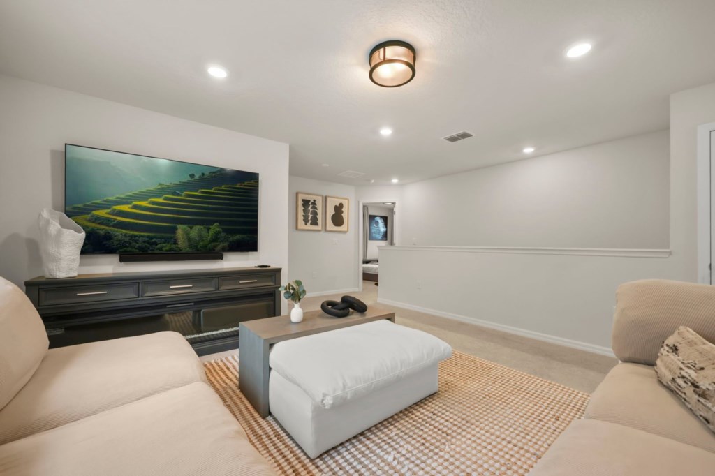 Loft — 1273 Emerald Row Street, photo 16 of 83