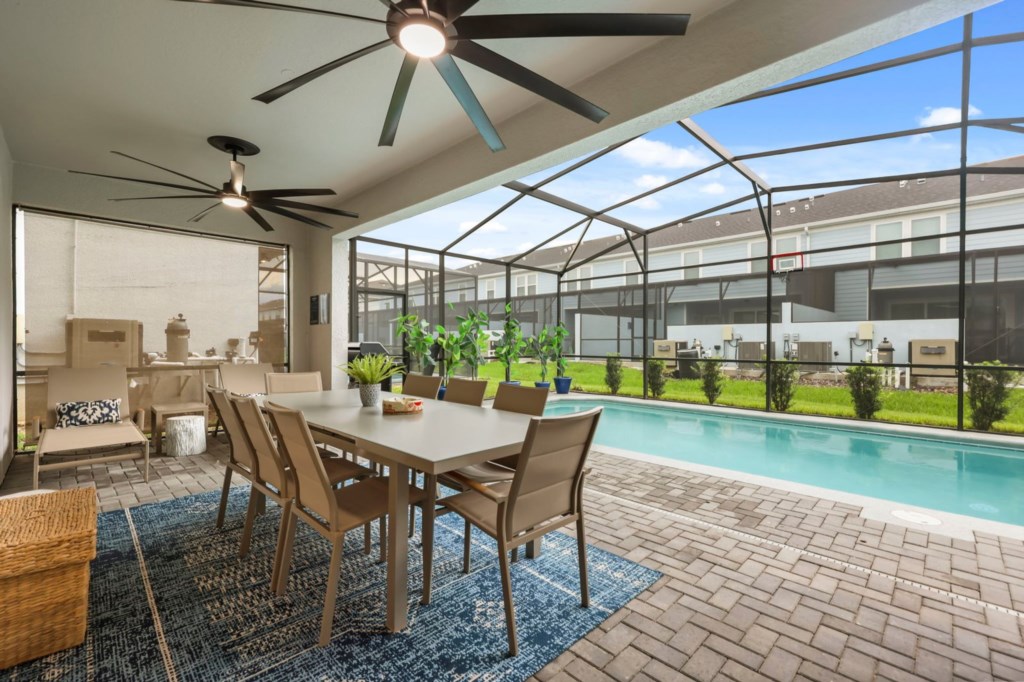 Covered patio — 1273 Emerald Row Street, photo 27 of 83