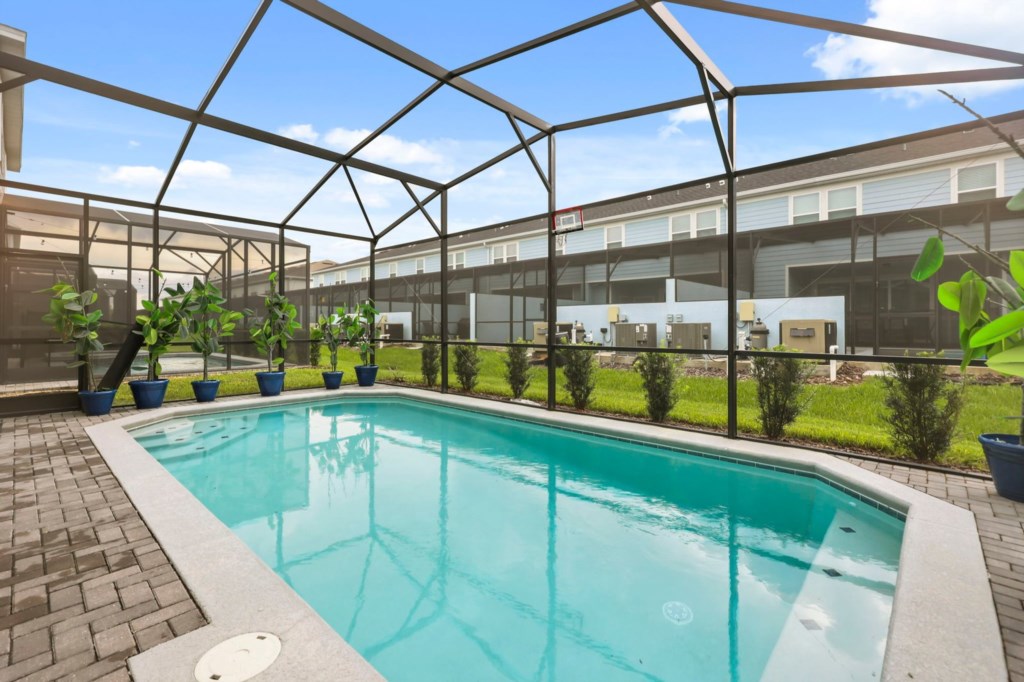 Pool — 1273 Emerald Row Street, photo 30 of 83