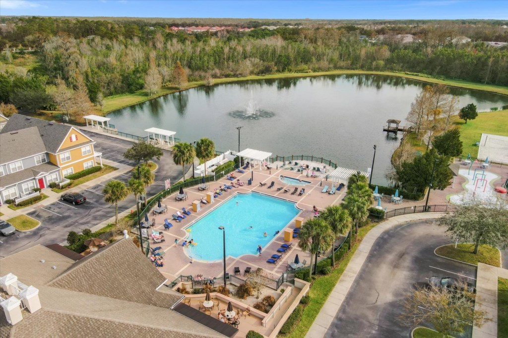 3 bedroom vacation townhouse at The Villas at Seven Dwarfs Lane  - Image 1