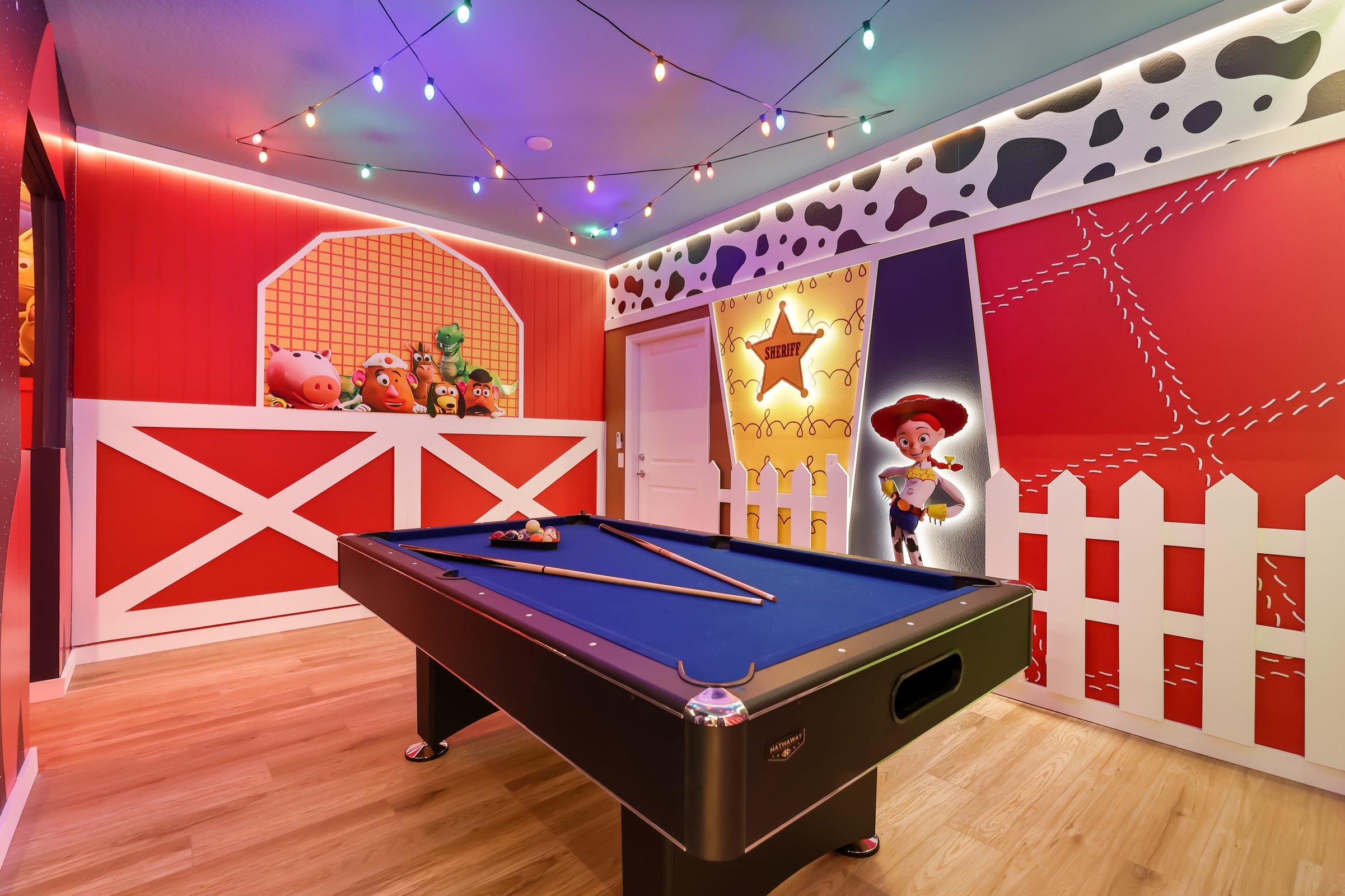 Game room — 16030 Coastal Cove Lane, photo 15 of 114