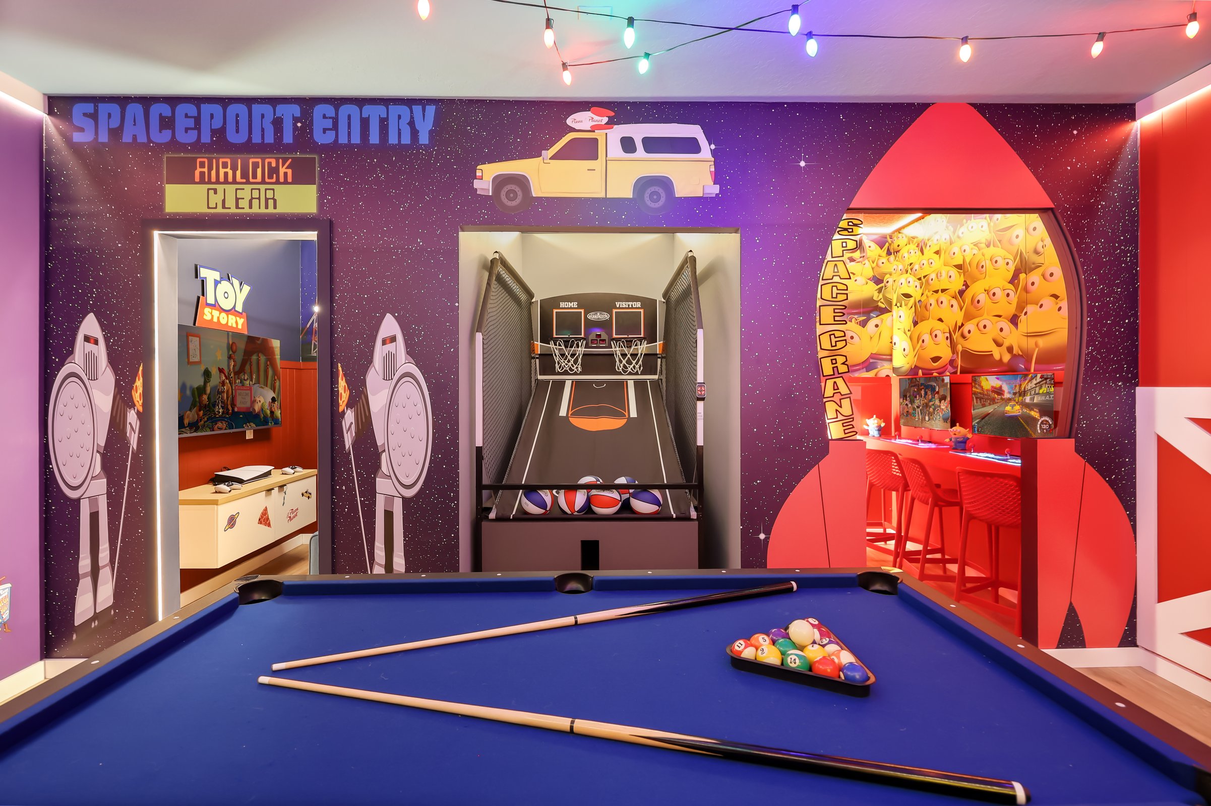Game room — 16030 Coastal Cove Lane, photo 16 of 114