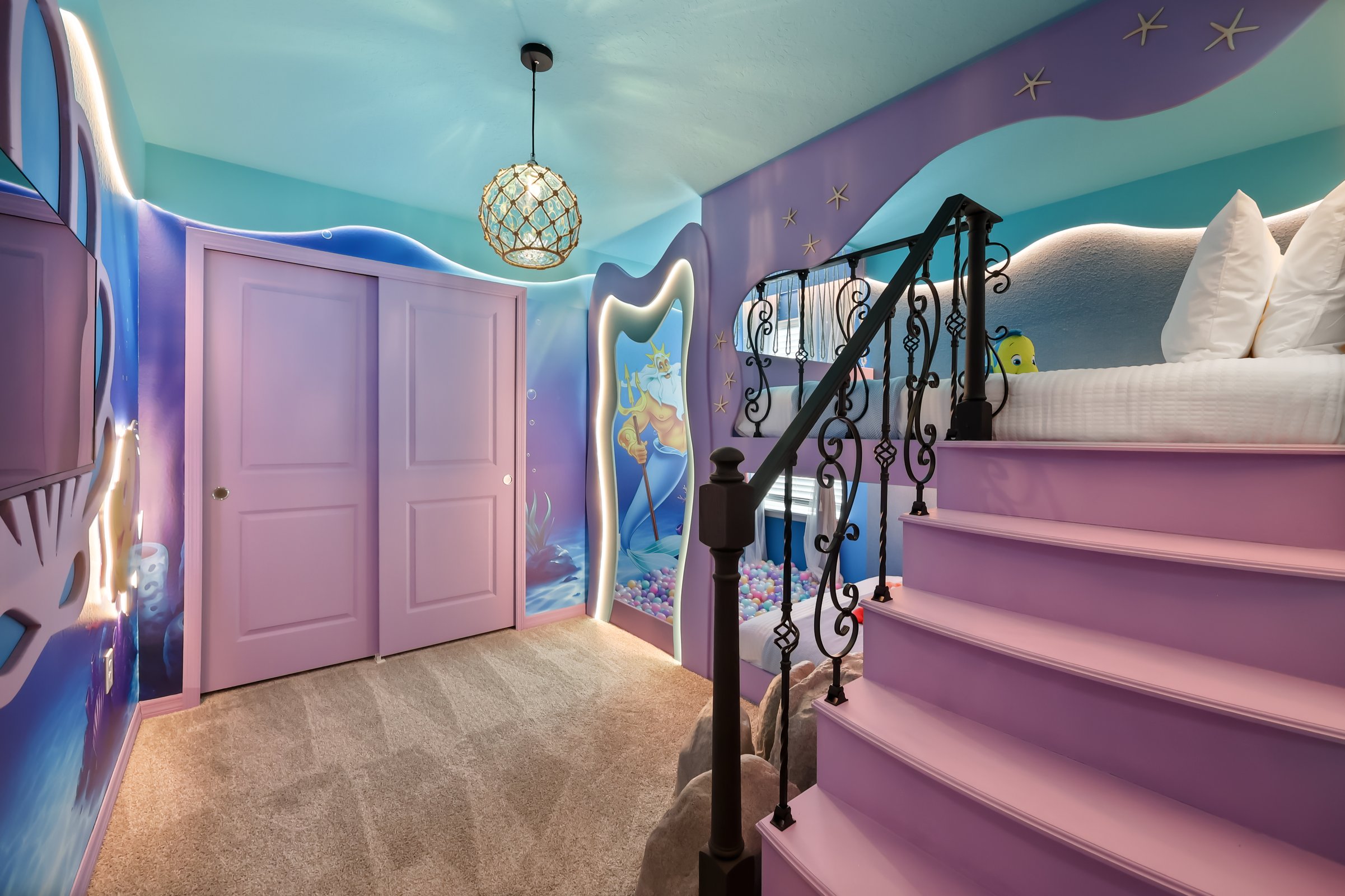 The Little Mermaid - themed bedroom — 16030 Coastal Cove Lane, photo 3 of 114
