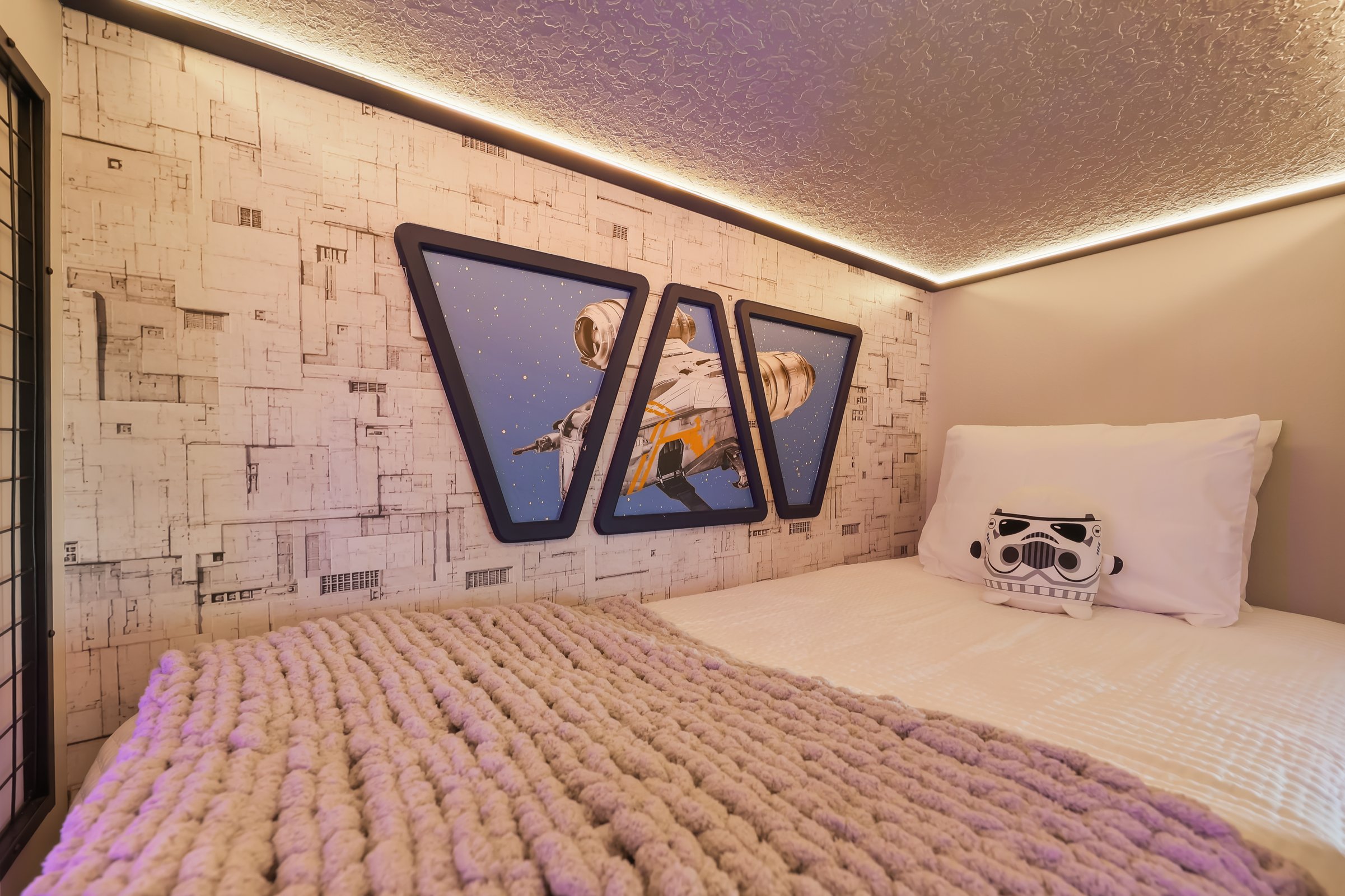 Star Wars - themed bedroom — 16030 Coastal Cove Lane, photo 49 of 114