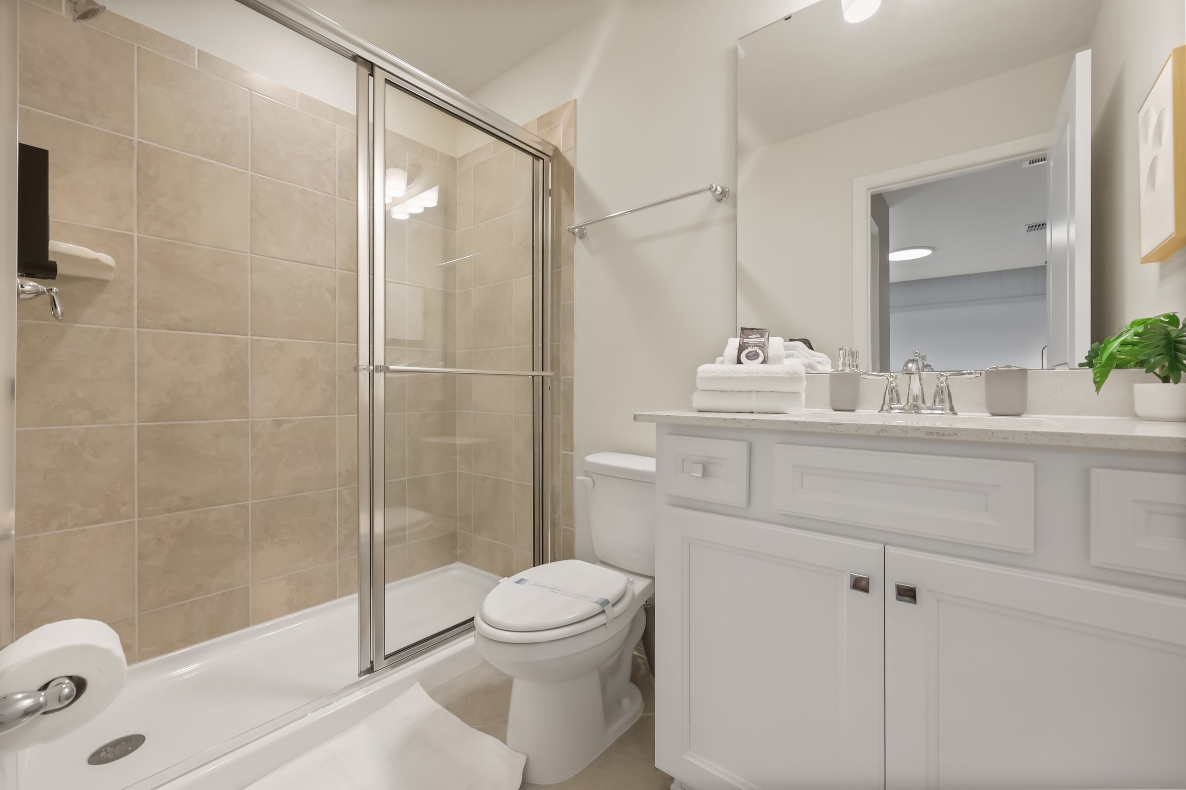 Bathroom — 16030 Coastal Cove Lane, photo 60 of 114