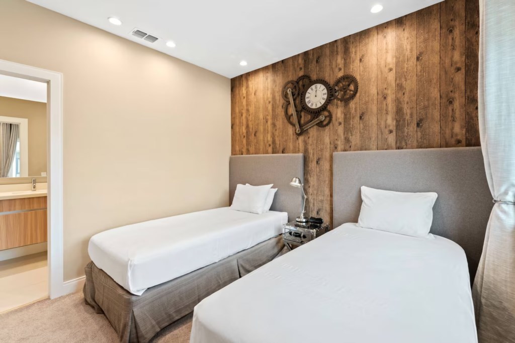 4 bedroom vacation townhouse at Magic Village Views - Image 21