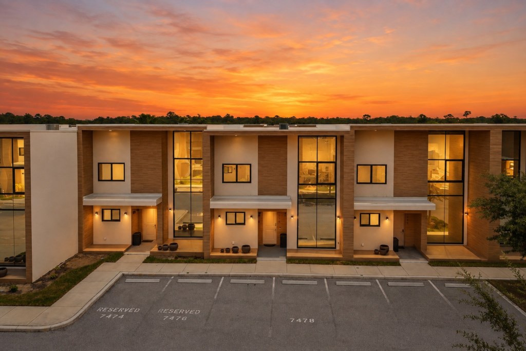 4 bedroom vacation townhouse at Magic Village Views - Image 32