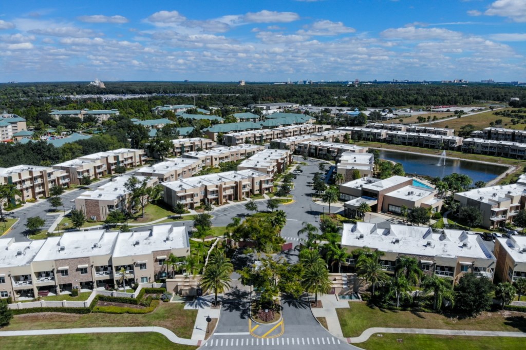 4 bedroom vacation townhouse at Magic Village Views - Image 48