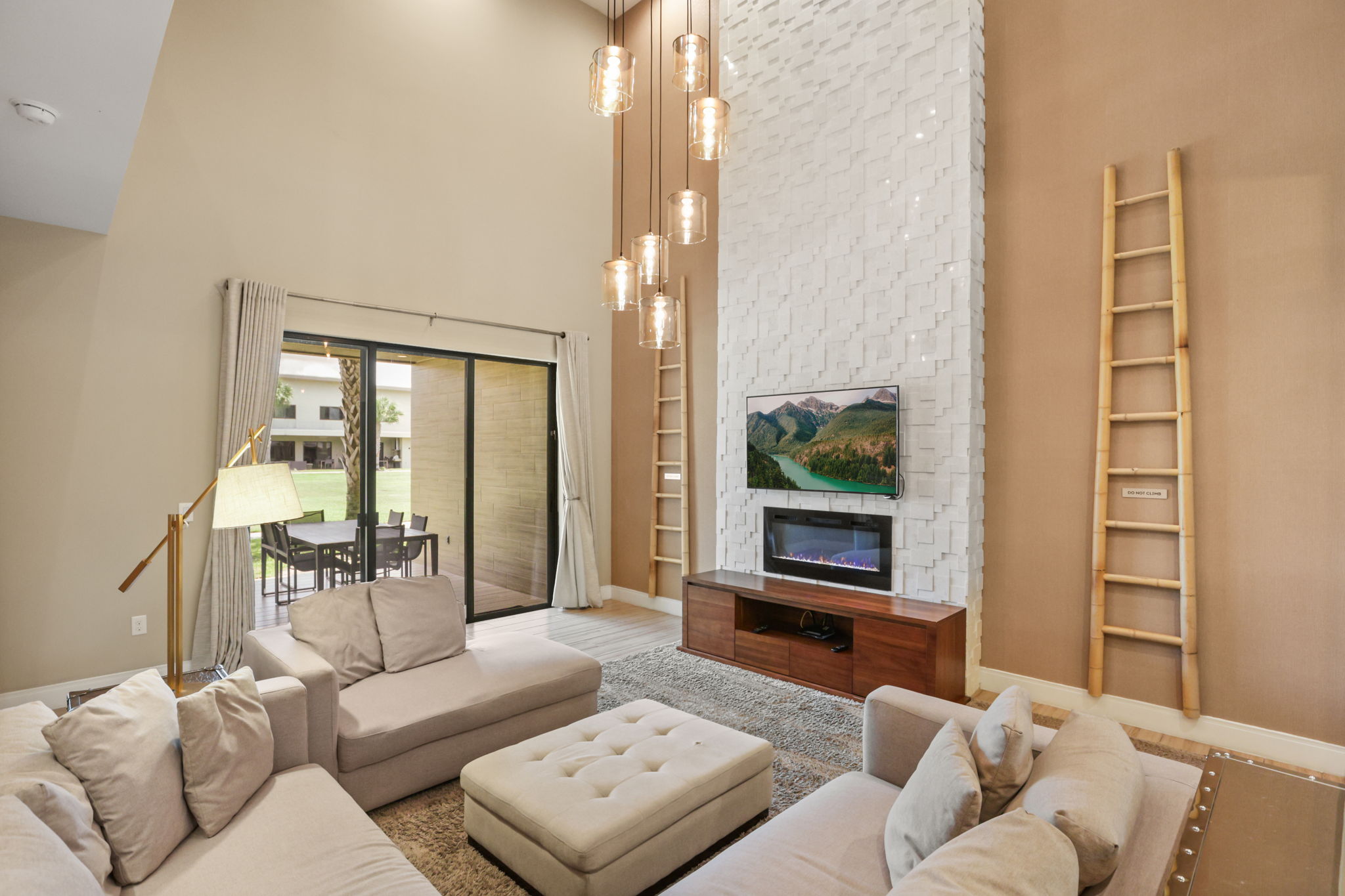 4 bedroom vacation townhouse at Magic Village Views - Image 3