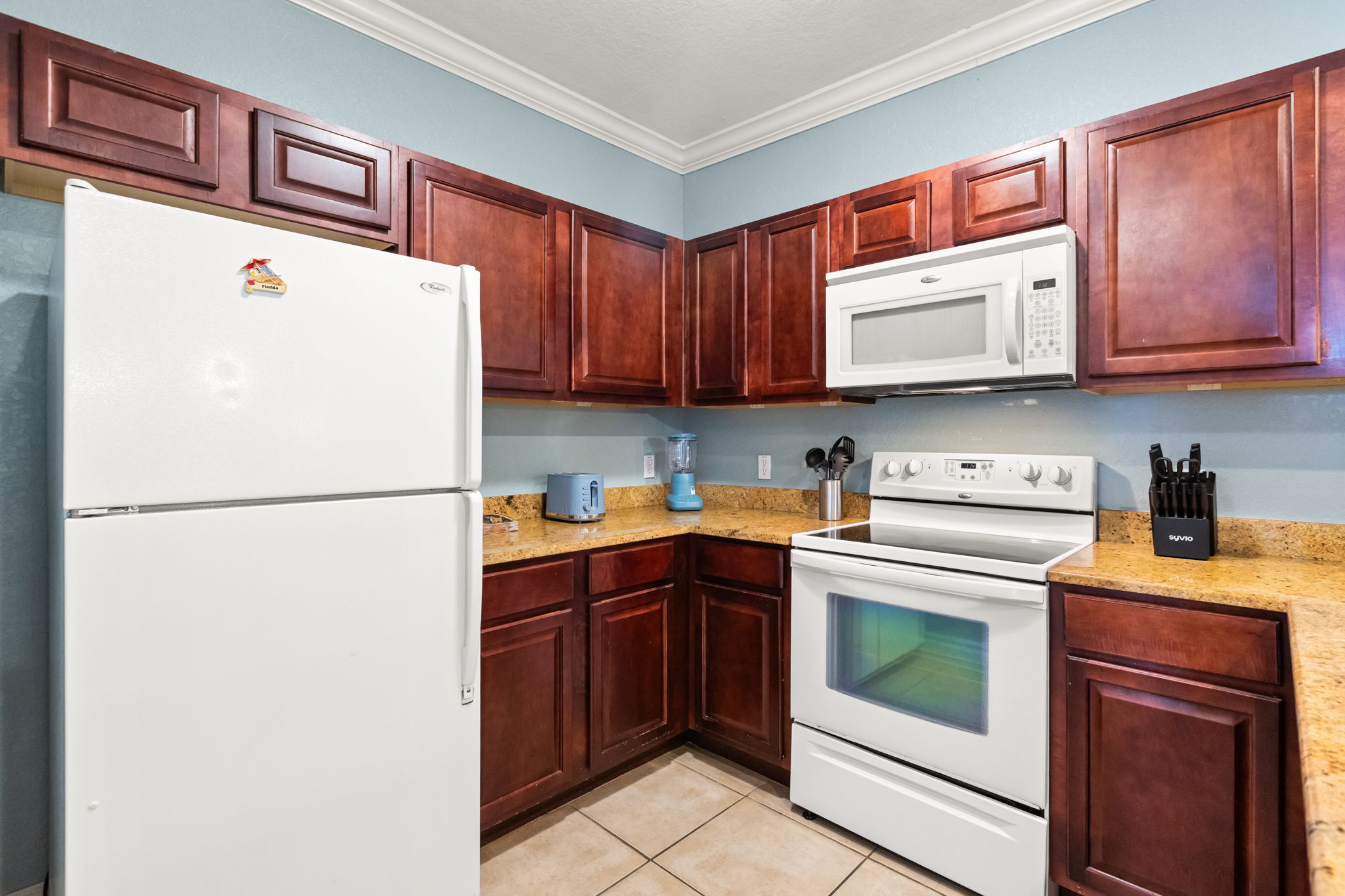 2 bedroom vacation apartment at Tuscana Resort - Image 9