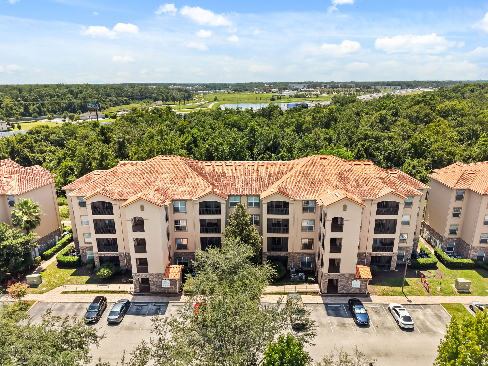 2 bedroom vacation apartment at Tuscana Resort - Image 31