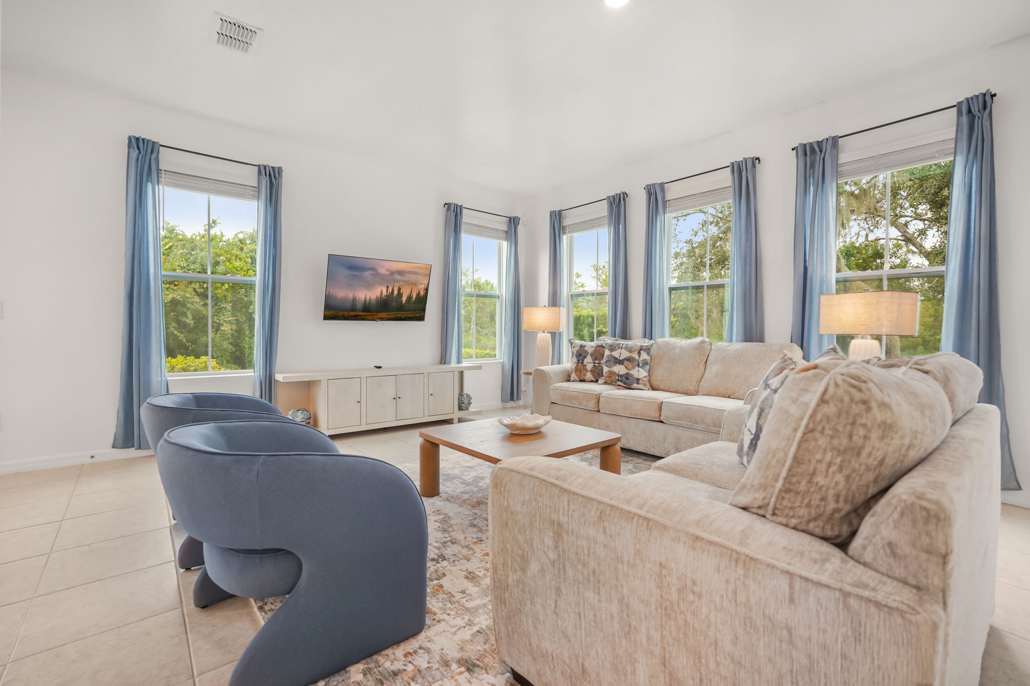 3 bedroom vacation townhouse at The Enclaves at Festival - Image 2