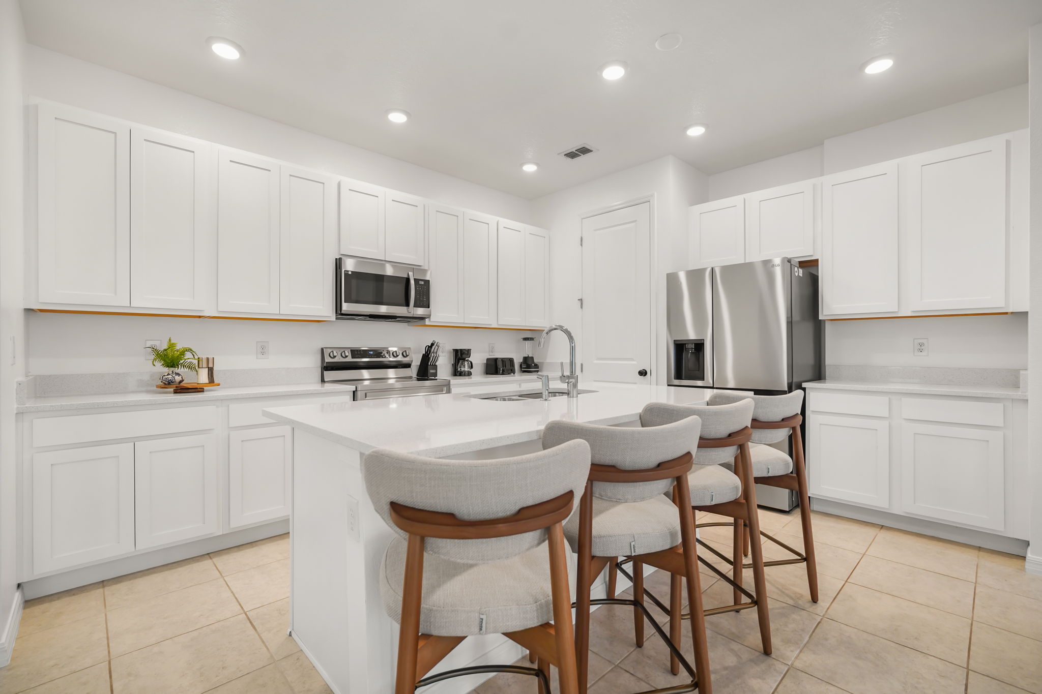 3 bedroom vacation townhouse at The Enclaves at Festival - Image 7