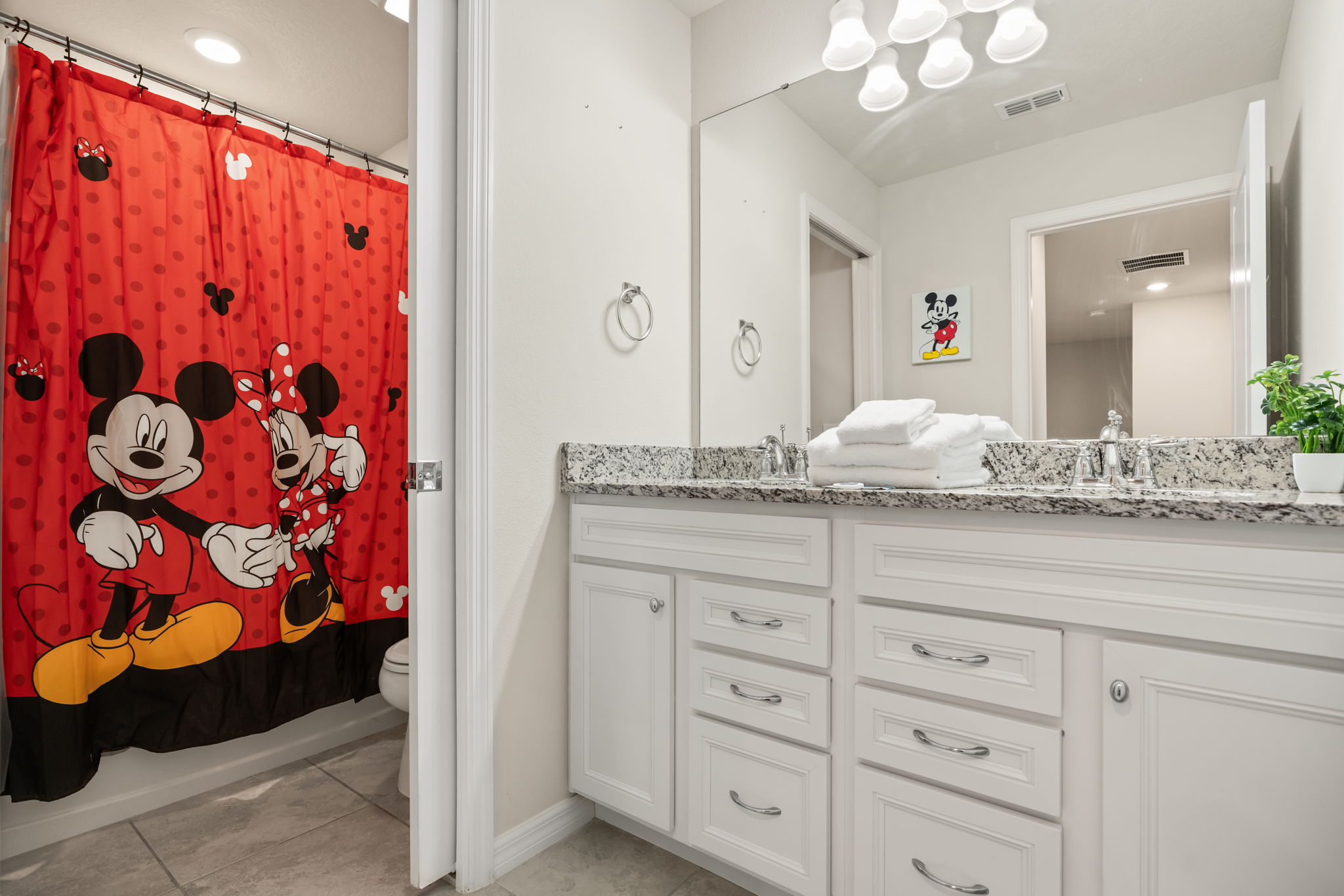 Bathroom — 3745 Pacific Lane, photo 41 of 83