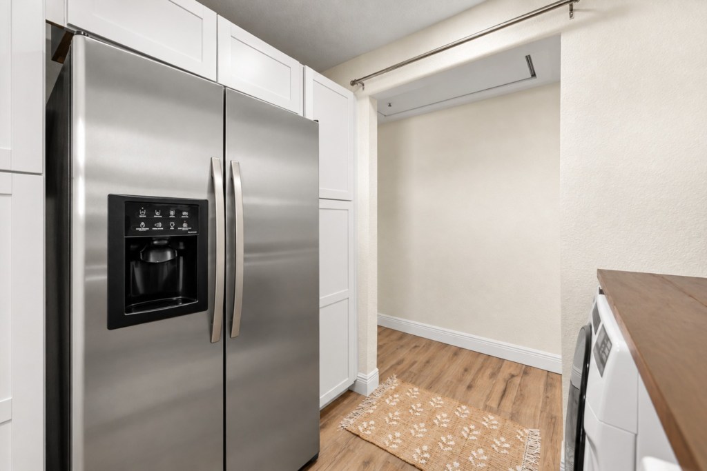 Laundry Room — 125 W Gadsden Lane, photo 39 of 48